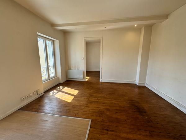 Appartement à lamorlaye avec jardin