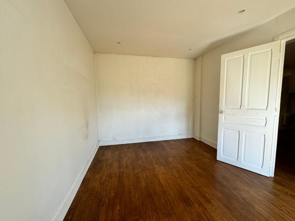 Appartement à lamorlaye avec jardin