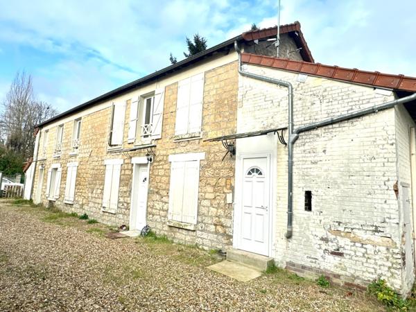 Appartement à lamorlaye avec jardin