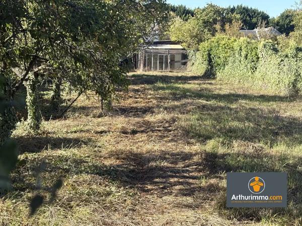 Vente                                                      Terrain
                        
                                         626 m2                     à Marchais