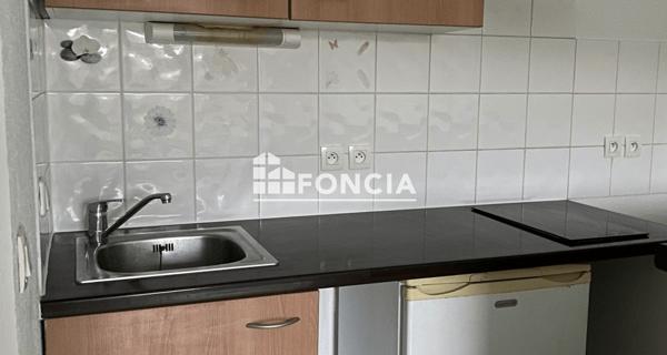 Location Appartement 2 pièces 32.45 m² - Fargues-saint-hilaire 33370