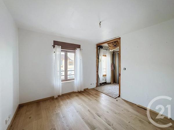 Maison à vendre  5 pièces - 101,70 m 2   CHAUMONT  - 52