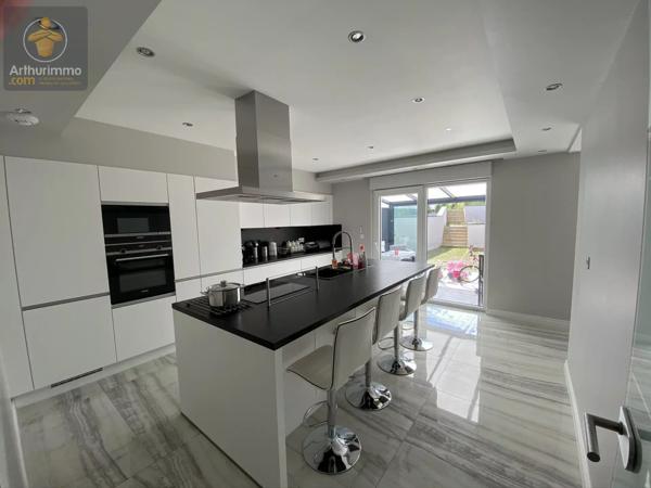 Vente                                                      Maison
                        
                     7 pièces                      158 m2                     à Woippy