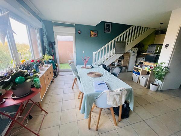 A vendre Appartement T3  duplex Begles 70 m² avec balcon. Vendu loué