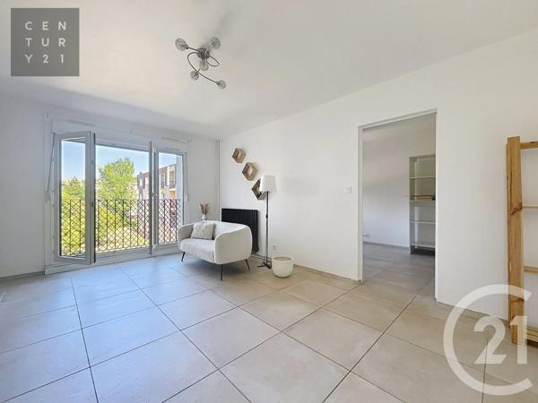 Appartement 2 à vendre  2 pièces - 54,03 m 2   LA CHAPELLE ST LUC  - 10