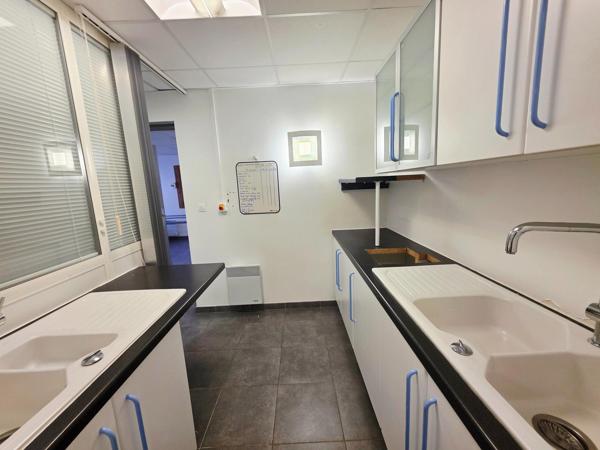 Centre ville, 60 m2 modulables, parking et cave