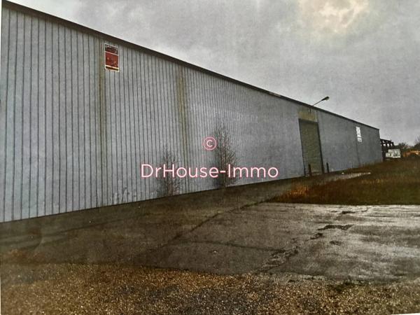 Bureau à vendre 4 pièces de 3 300 m²