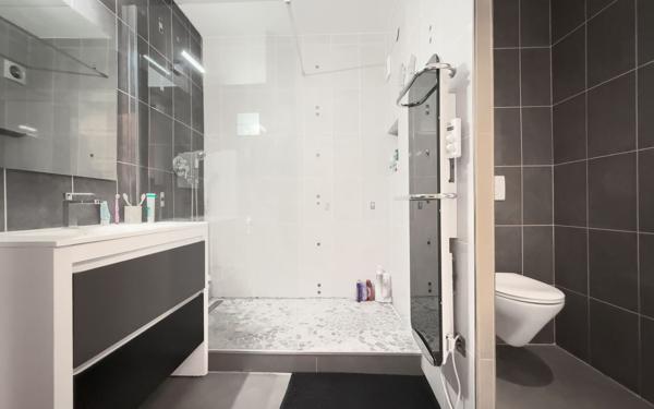 Appartement à vendre    3 pièces • 67,89 m2 Nice