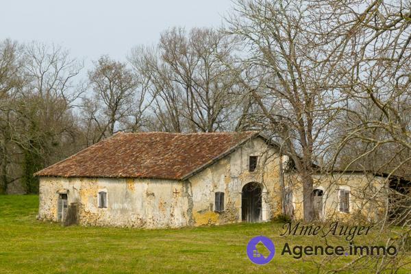 À vendre - Ferme, 6 pièces située à Salies-de-Béarn (64270)