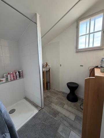 Maison d'environ 180m2, Calas, terrain 1090 m2