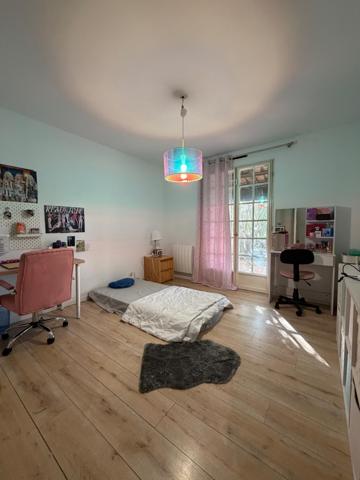 Maison d'environ 180m2, Calas, terrain 1090 m2