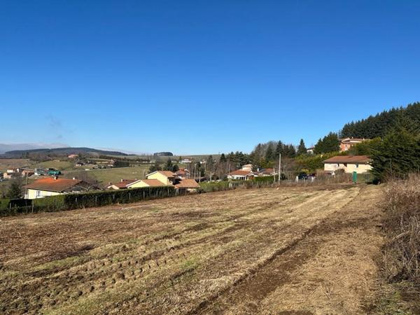 Terrain Violay  830 m2, viabilisé avec belle vue dégagée