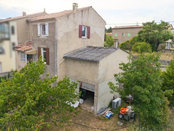 Maison familiale rénovée avec piscine et dépendances – Privas