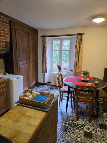 IMMEUBLE DE RAPPORT  QUARTIER HISTORIQUE DE MAYENNE