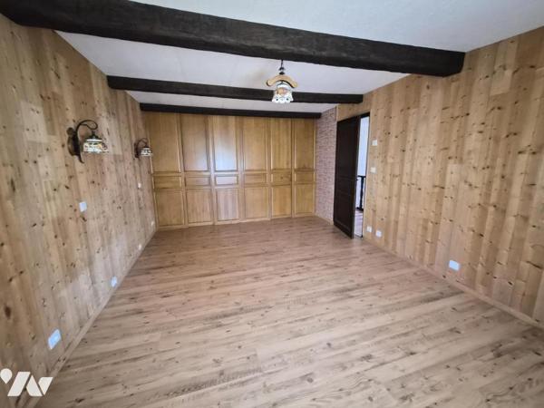 MAISON T5 DUPLEX AVEC GARAGE ET JARDIN