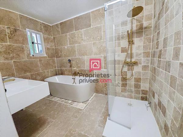 Villa de caractère- La Motte 9 pièces-226 m2- PISCINE- GARAGE