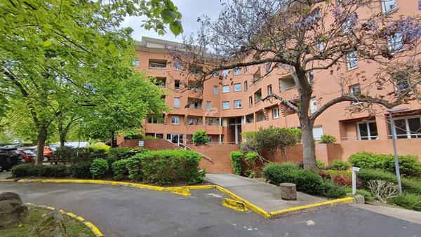 Centre-ville d'Ermont, proche toute commodités ! €269 000 ** - Référence 26-3889