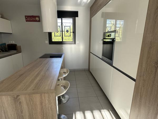 Maison 8 pièces - 130 m² Exclusivité efficity