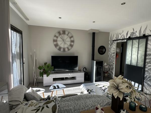 Maison 8 pièces - 130 m² Exclusivité efficity