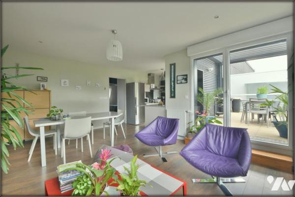 Appartement T4 le rheu ascenseur terrasse parking