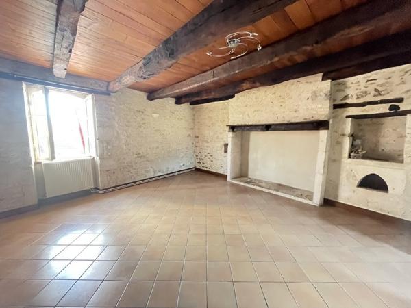 Appartement à louer |  Lalbenque |  2 pièces | 56 m²