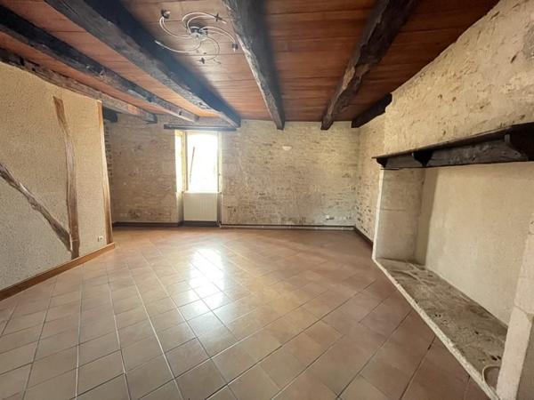 Appartement à louer |  Lalbenque |  2 pièces | 56 m²