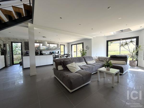 Maison contemporaine de 195 m² - Vigneux-de-Bretagne