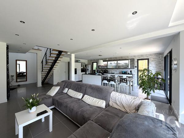 Maison contemporaine de 195 m² - Vigneux-de-Bretagne