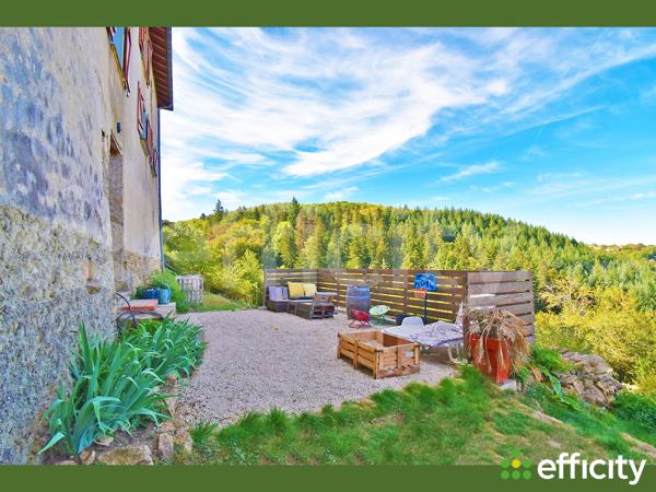 Maison
         5 pièces
        - 150 m² 250 000 € *