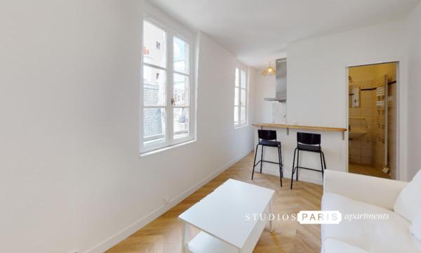 Studio vue sur les toits de Paris - Bastille