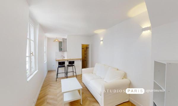 Studio vue sur les toits de Paris - Bastille