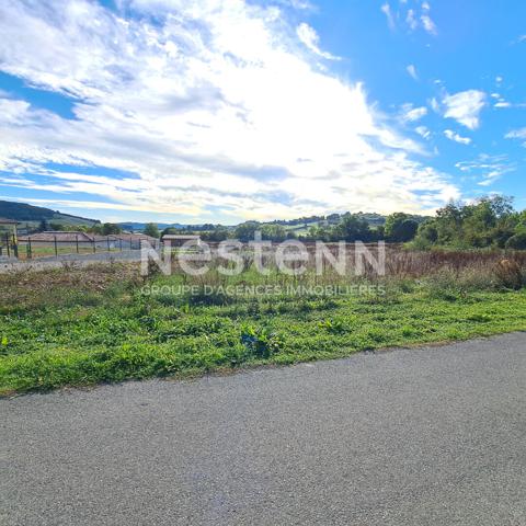 A VENDRE TERRAIN AIGUES VIVES 834 M².