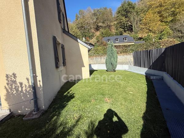 Maison duplex avec garage parfaitement entretenue