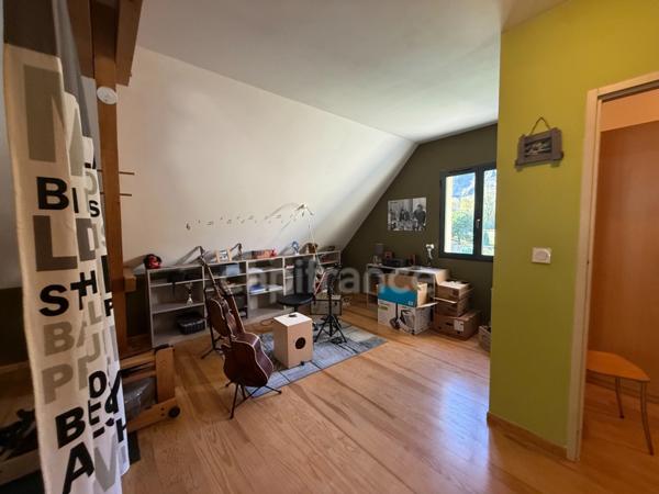 Maison duplex avec garage parfaitement entretenue