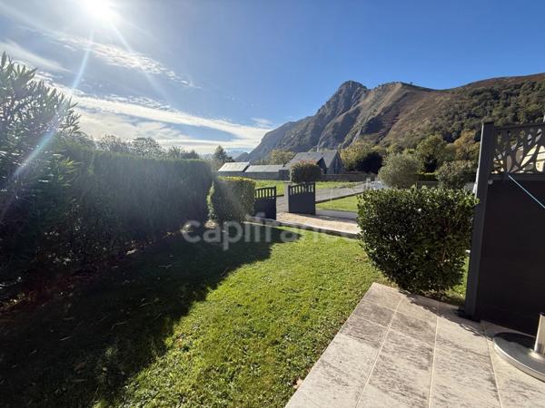 Maison duplex avec garage parfaitement entretenue