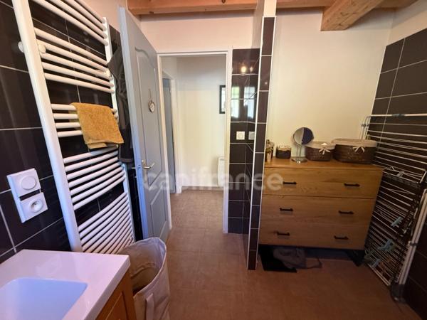 Maison duplex avec garage parfaitement entretenue