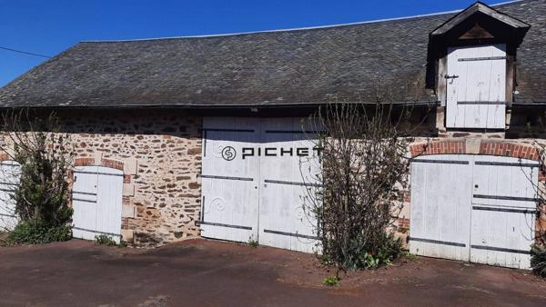 Maison 7 pièces 200 m² UZERCHE - 19140