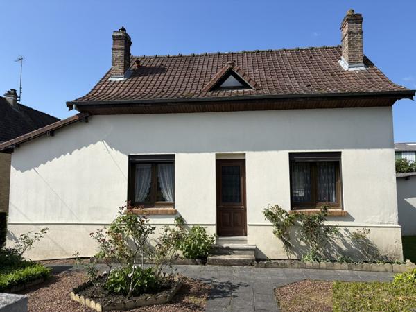 ABBEVILLE – Maison avec grand jardin & garage double