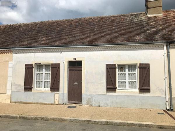 Maison de ville à vendre à Saint-Aignan dans la Sarthe (72110), ref : 079/1906