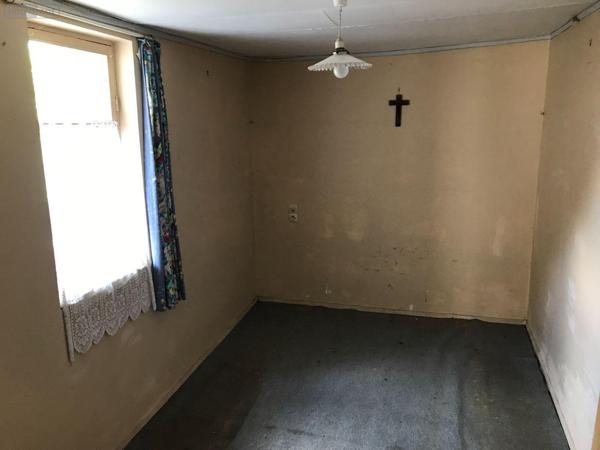 Maison de ville à vendre à Saint-Aignan dans la Sarthe (72110), ref : 079/1906