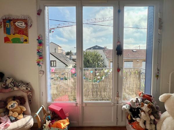 Montreuil (93100) Maison, et jardin à 350 mètres du métro (L11) !