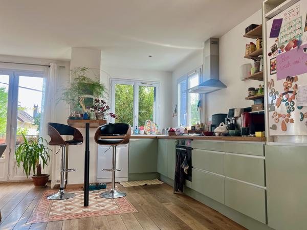 Montreuil (93100) Maison, et jardin à 350 mètres du métro (L11) !