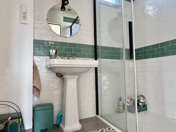 Montreuil (93100) Maison, et jardin à 350 mètres du métro (L11) !