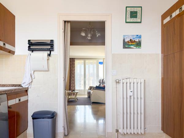 APPARTEMENT T5 REZE PONT ROUSSEAU