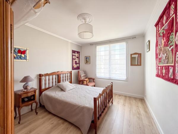 APPARTEMENT T5 REZE PONT ROUSSEAU