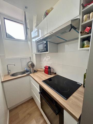 Appartement Poissy 2 pièce(s) 31.81m2 €189 000 ** - Référence 8678