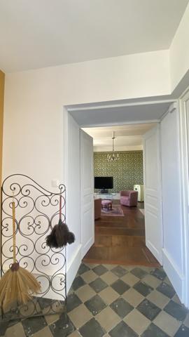 Chimilin (38490) Maison de 580m2 sur 13 234 m2 de terrain