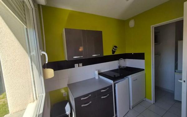 Appartement à louer    2 pièces • 55 m2 Pont-Saint-Esprit