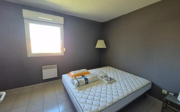 Appartement à louer    2 pièces • 55 m2 Pont-Saint-Esprit