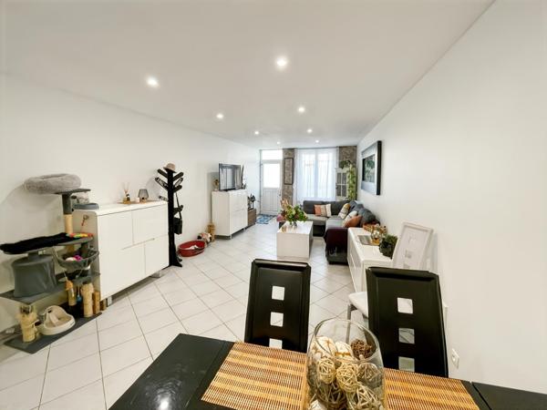 Angerville (91670) Charmante maison de ville à Angerville